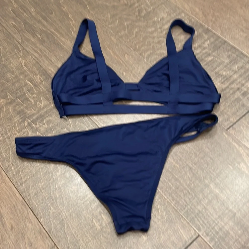 Vitamin A Bikini (L) - Picture 2 of 4